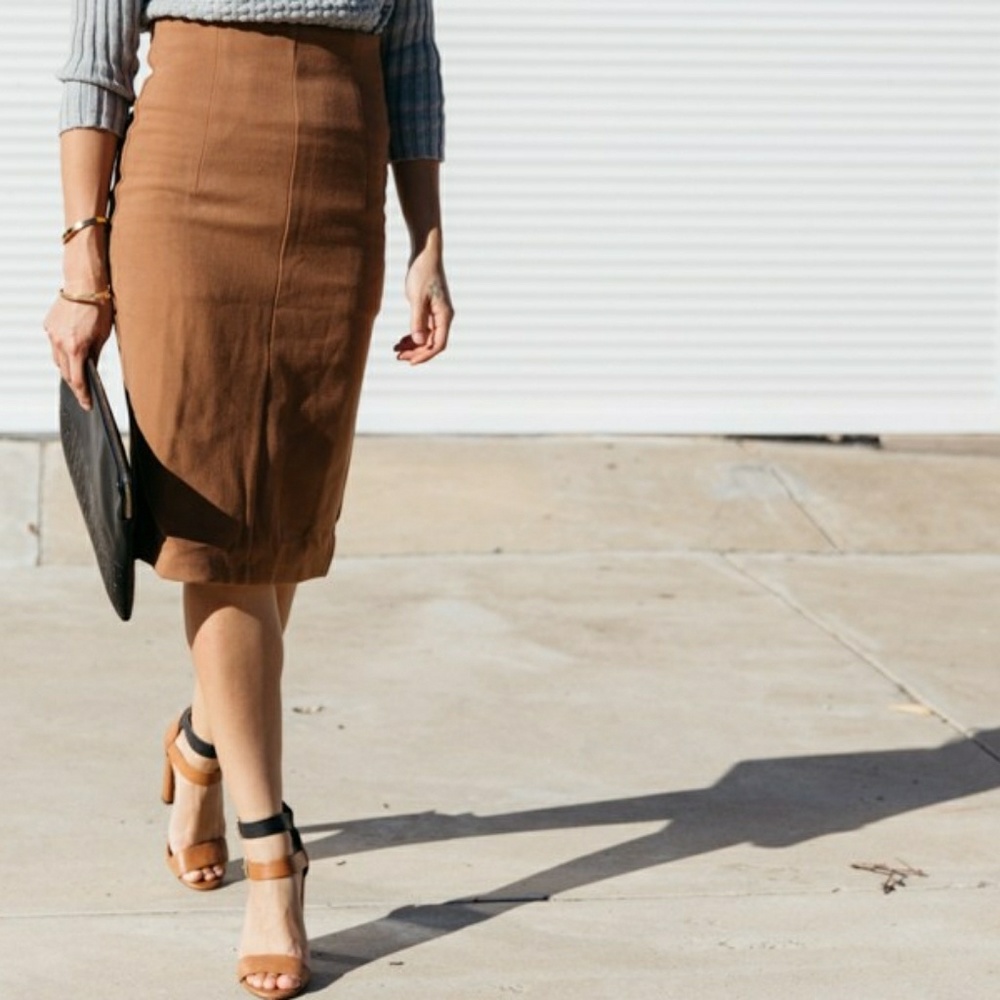 Brown Pencil Skirt w/ side pockets